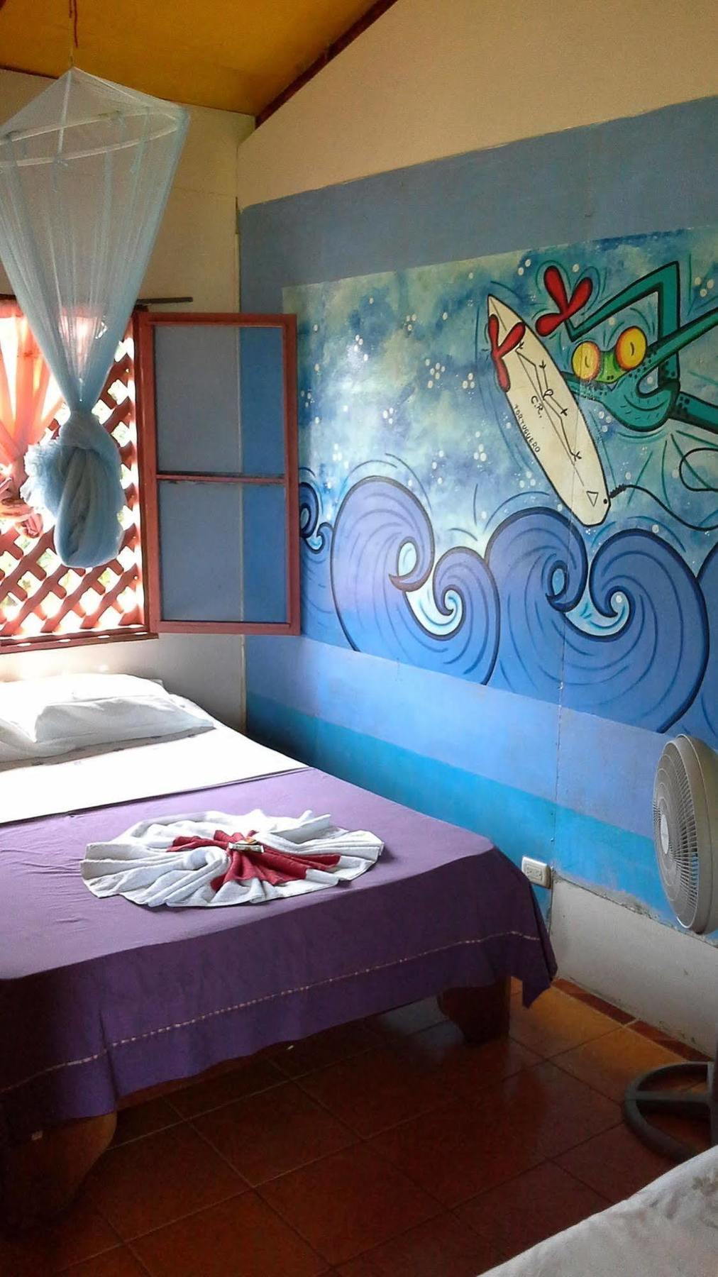 Cabinas Miss Miriam 1 Tortuguero Exterior photo